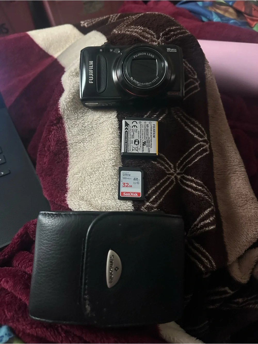 Fujifilm Black Point-and-Shoot Camera with Fujinon 15x Zoom